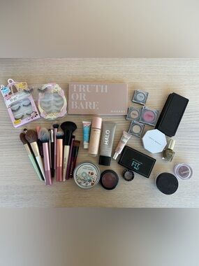 Cosmetic bundle with makeup brush, makeup, nail, lashes - you got what you see